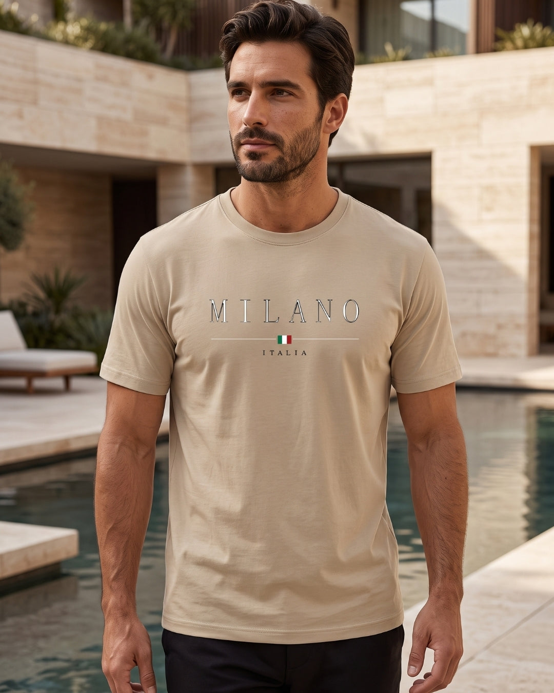 Camiseta Oversized Gola Careca Estampa Tipográfica Milano