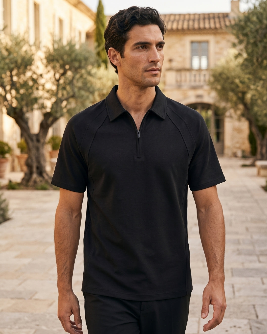 Camisa Polo Manga Curta Com Zíper E Recorte Raglan