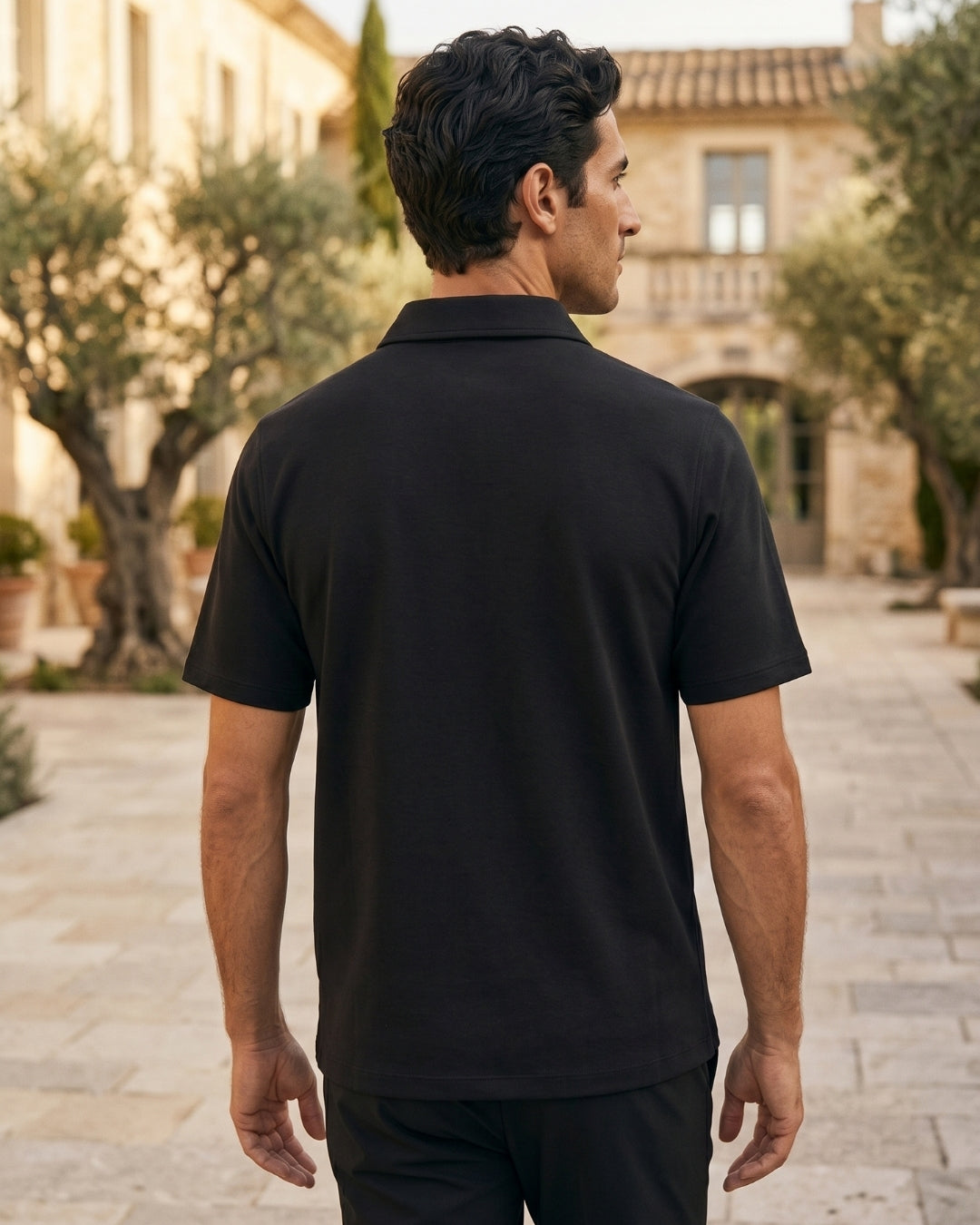 Camisa Polo Manga Curta Com Zíper E Recorte Raglan