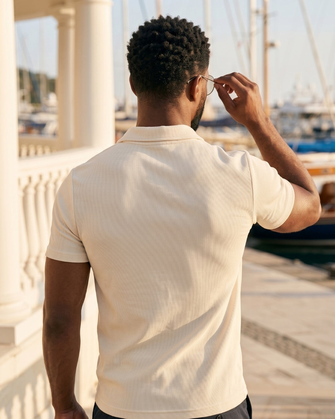 Camisa Polo Manga Curta Com Zíper Metálico Frontal