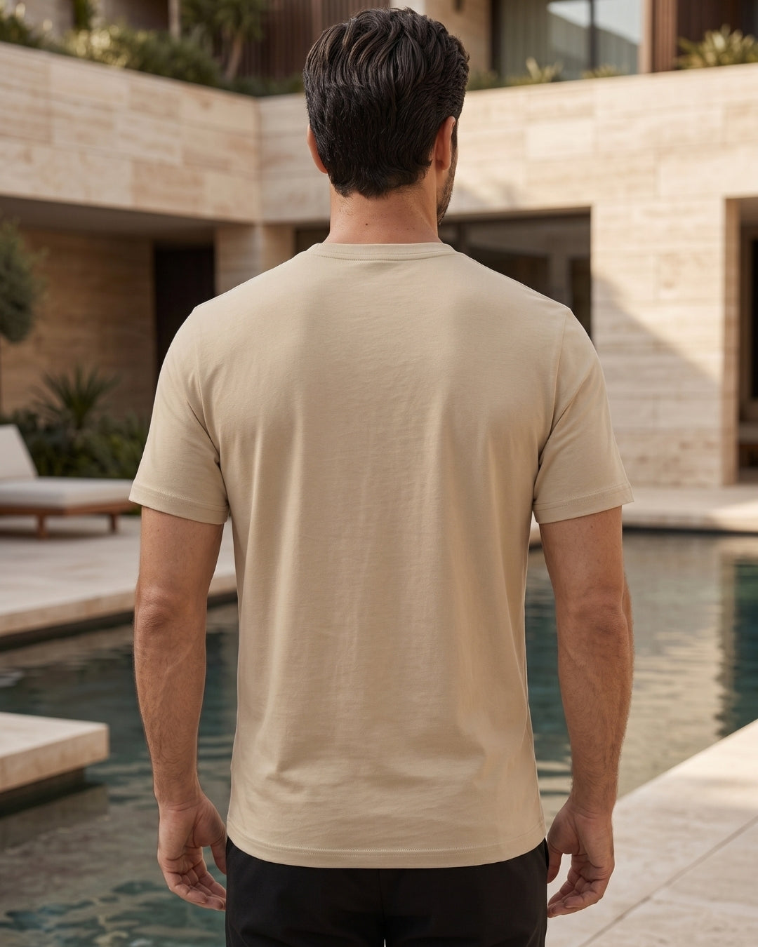Camiseta Oversized Gola Careca Estampa Tipográfica Milano