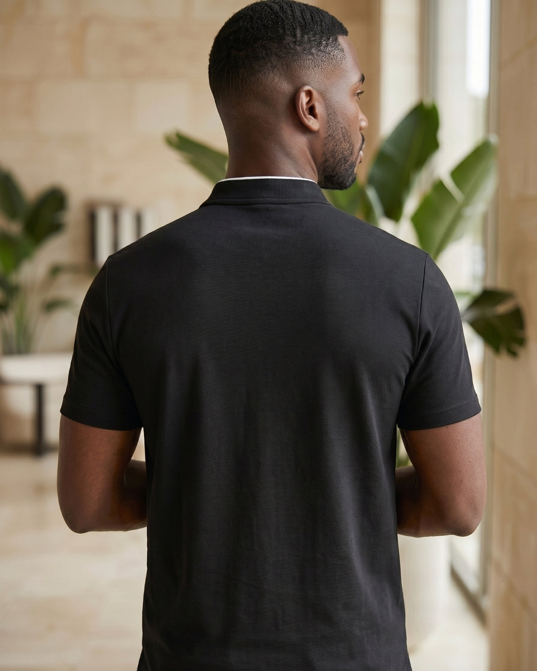 Camiseta Gola Padre Manga Curta Com Zíper Frontal