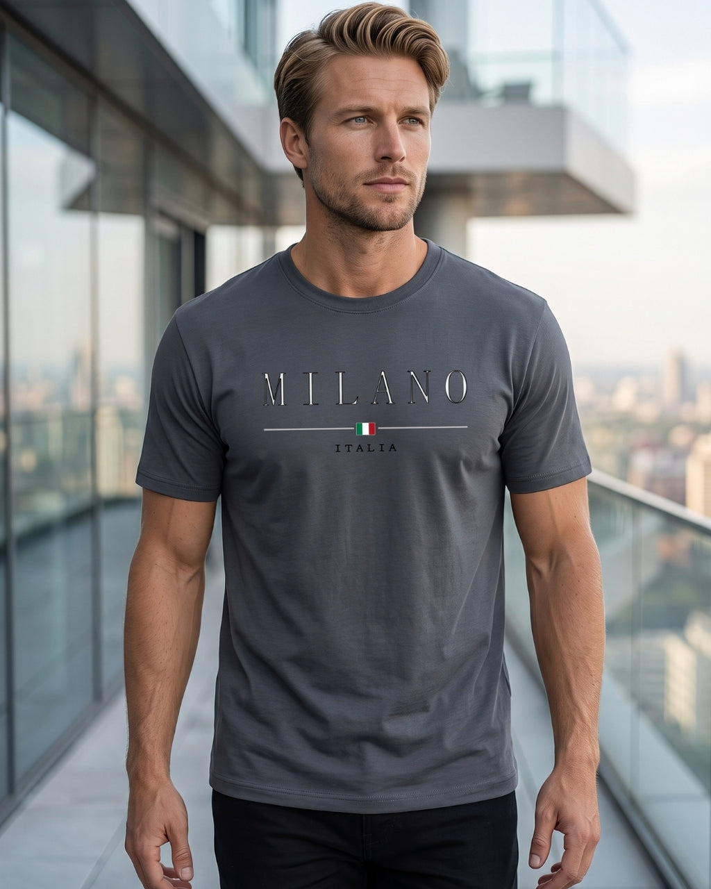 Camiseta Oversized Gola Careca Estampa Tipográfica Milano