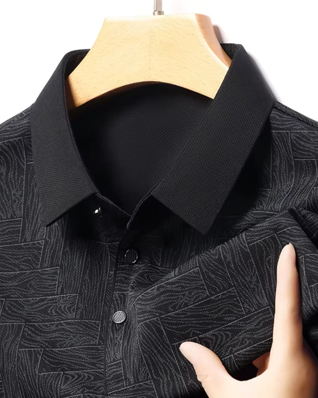 Camisa Polo Manga Curta Estampa Geométrica Minimalista