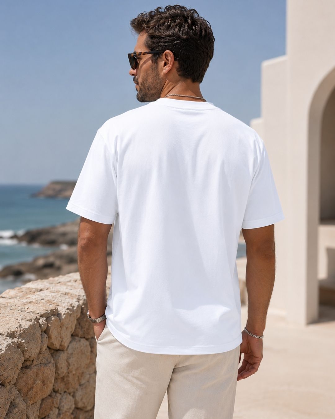 Camiseta Oversized Gola Careca Estampa Tipográfica