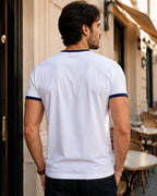 Camiseta Gola V Manga Curta Gola Contrastante Minimalista