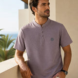 Camiseta Gola Henley Manga Curta Com Bordado Frontal