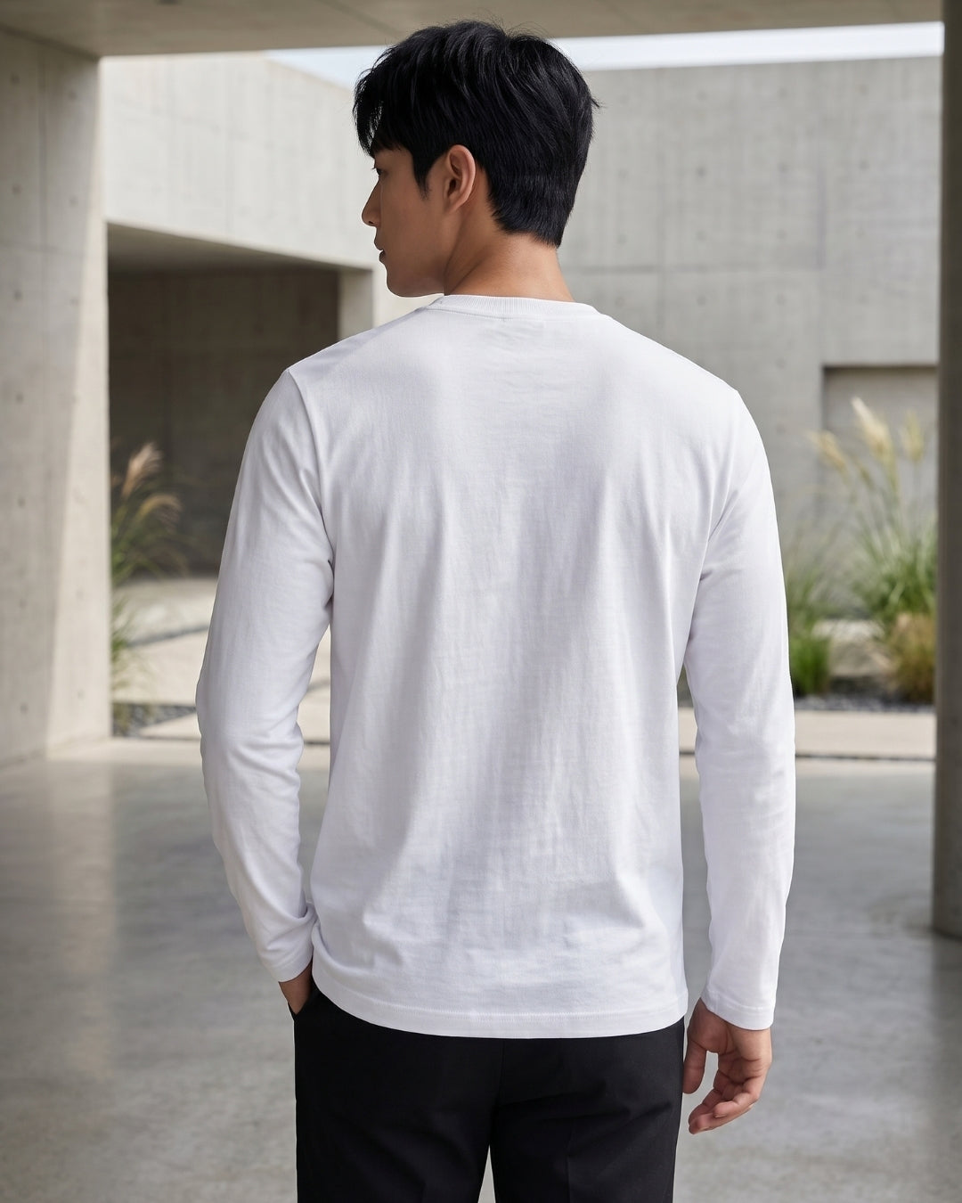 Camiseta Gola Careca Manga Longa Básica Minimalista