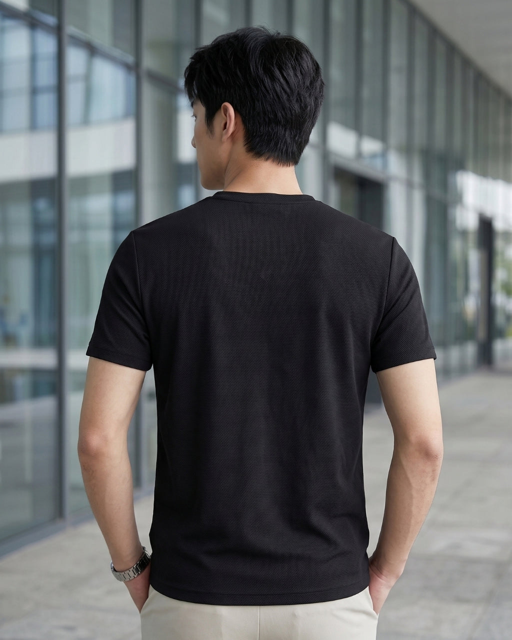 Camiseta Gola V Manga Curta Minimalista