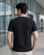 Camiseta Gola V Manga Curta Minimalista